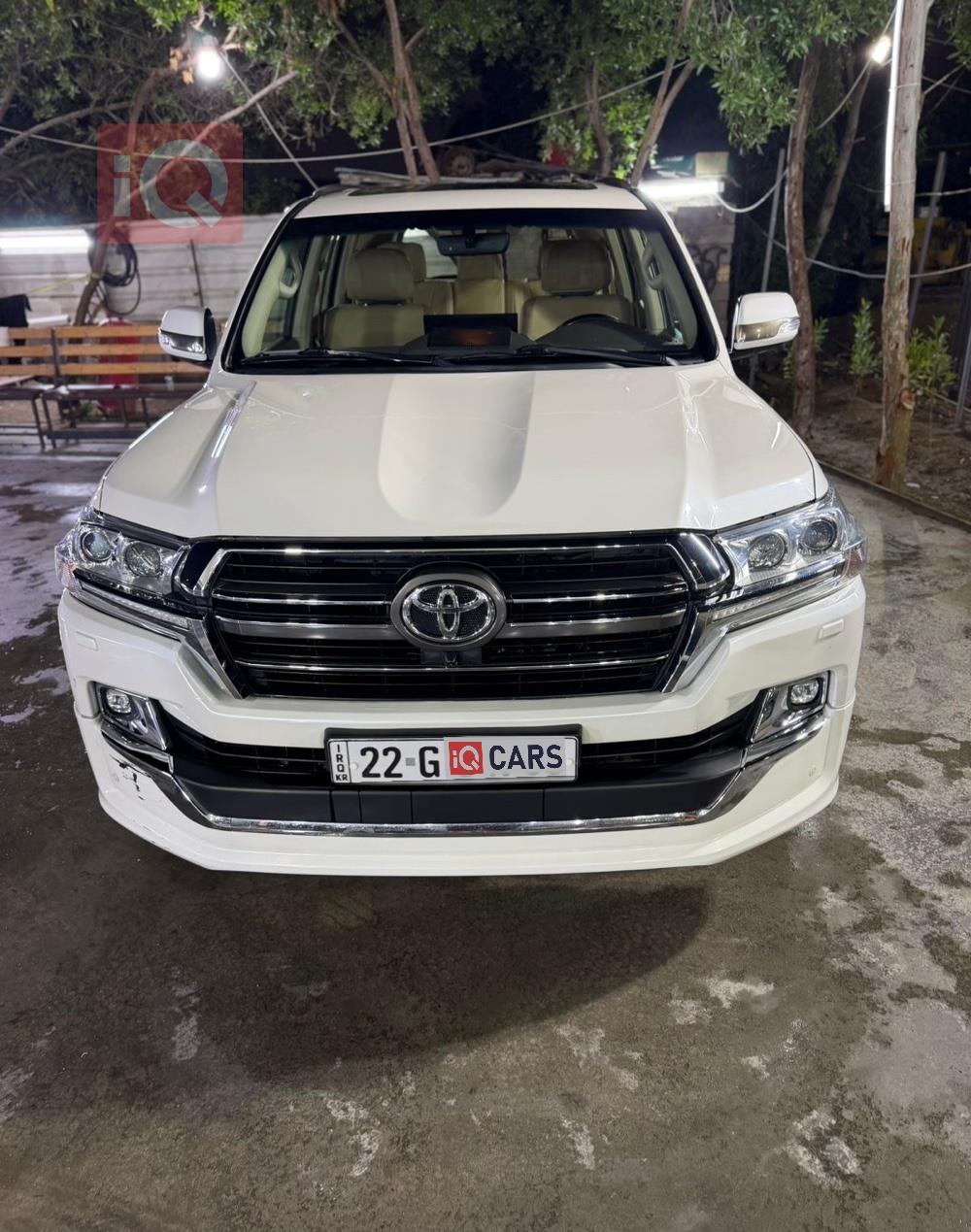 تويوتا لاندكروزر